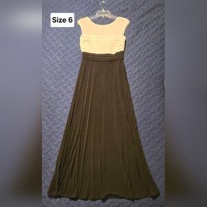 Chic Cream and Black Maxi Dress